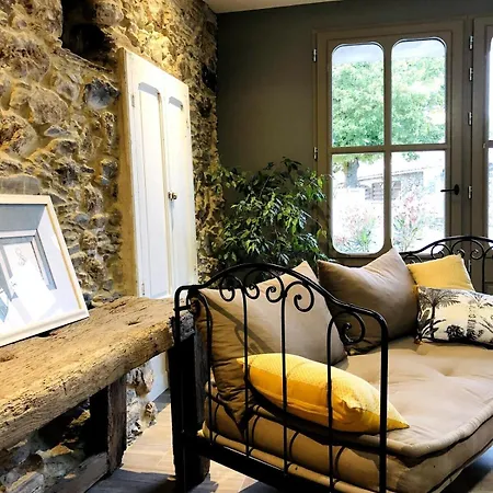 Maison L'or Du Temps, Les Glycines Tatil Evi *