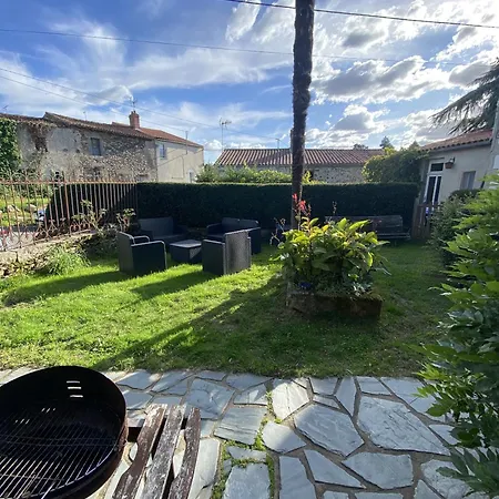 Maison L'or Du Temps, Les Glycines * Le Pont Leger