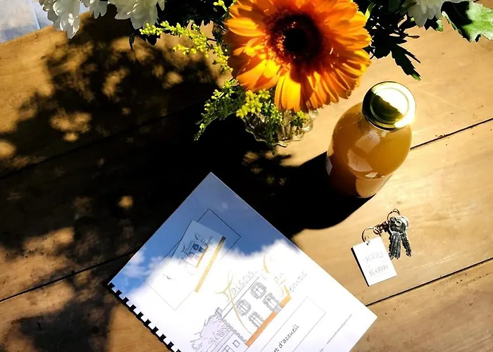 Maison L'or Du Temps, Les Glycines *